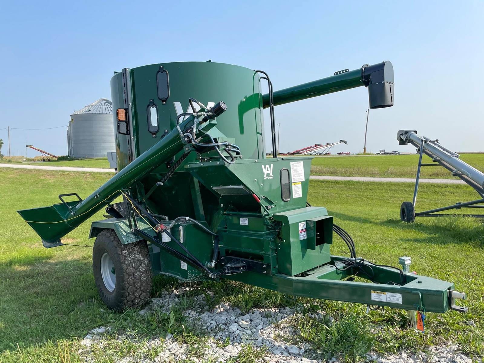 2024 Art's Way 6140 Equipment Image0