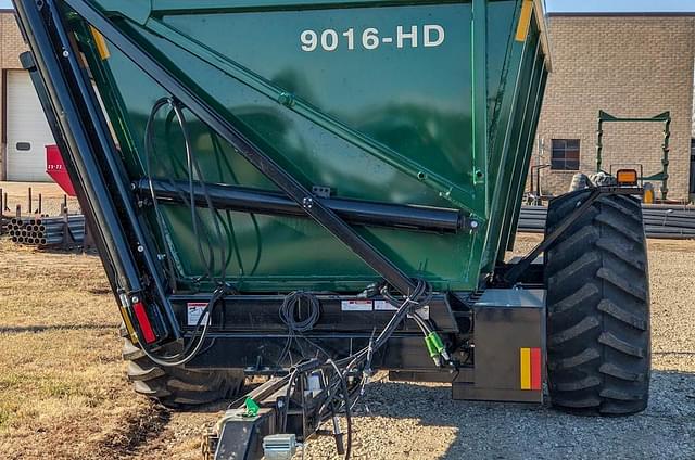 Image of Art's Way 9016-HD equipment image 4