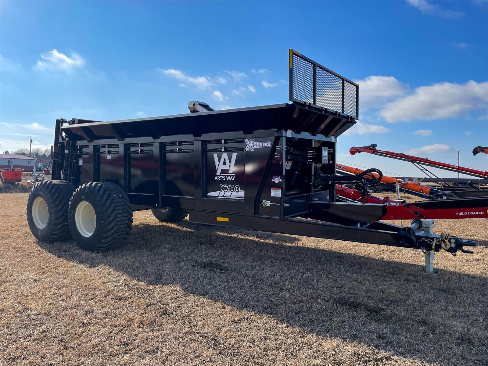 2023 Art's Way X700 Equipment Image0