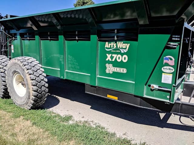 Image of Art's Way X700 equipment image 1