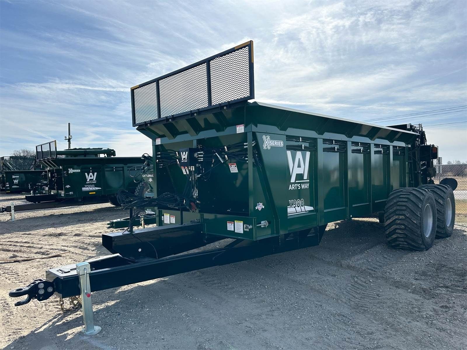 2024 Art's Way X900 Equipment Image0