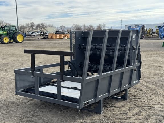 Image of Art's Way 664 equipment image 4