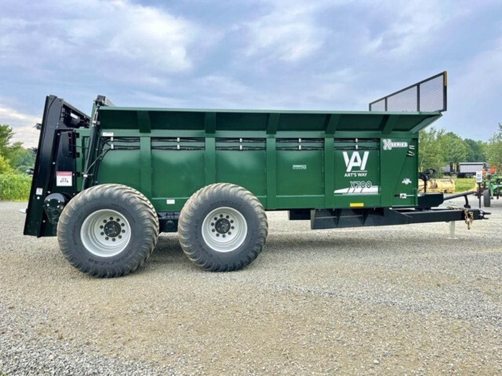 2023 Art's Way X700 Equipment Image0