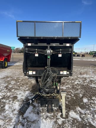 Image of Art's Way X900 equipment image 1