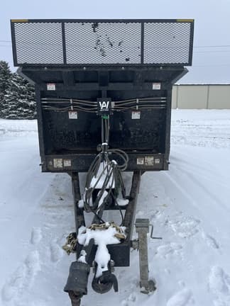 Image of Art's Way X900 equipment image 2