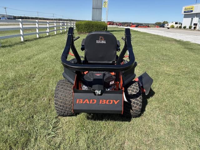 Image of Bad Boy Maverick equipment image 3