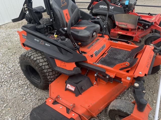 Image of Bad Boy 7200 equipment image 2