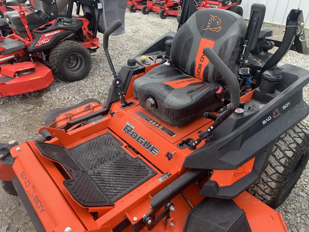 Image of Bad Boy 7200 Primary image