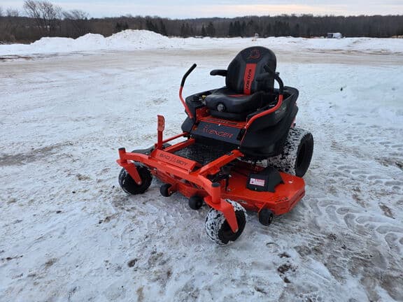 Image of Bad Boy ZT Avenger Primary image