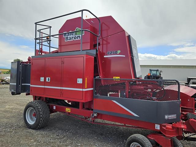 Image of Bale Baron 4250P equipment image 4