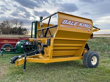 2024 Bale King 5300 Equipment Image0