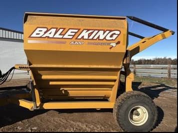 Main image Bale King 5300
