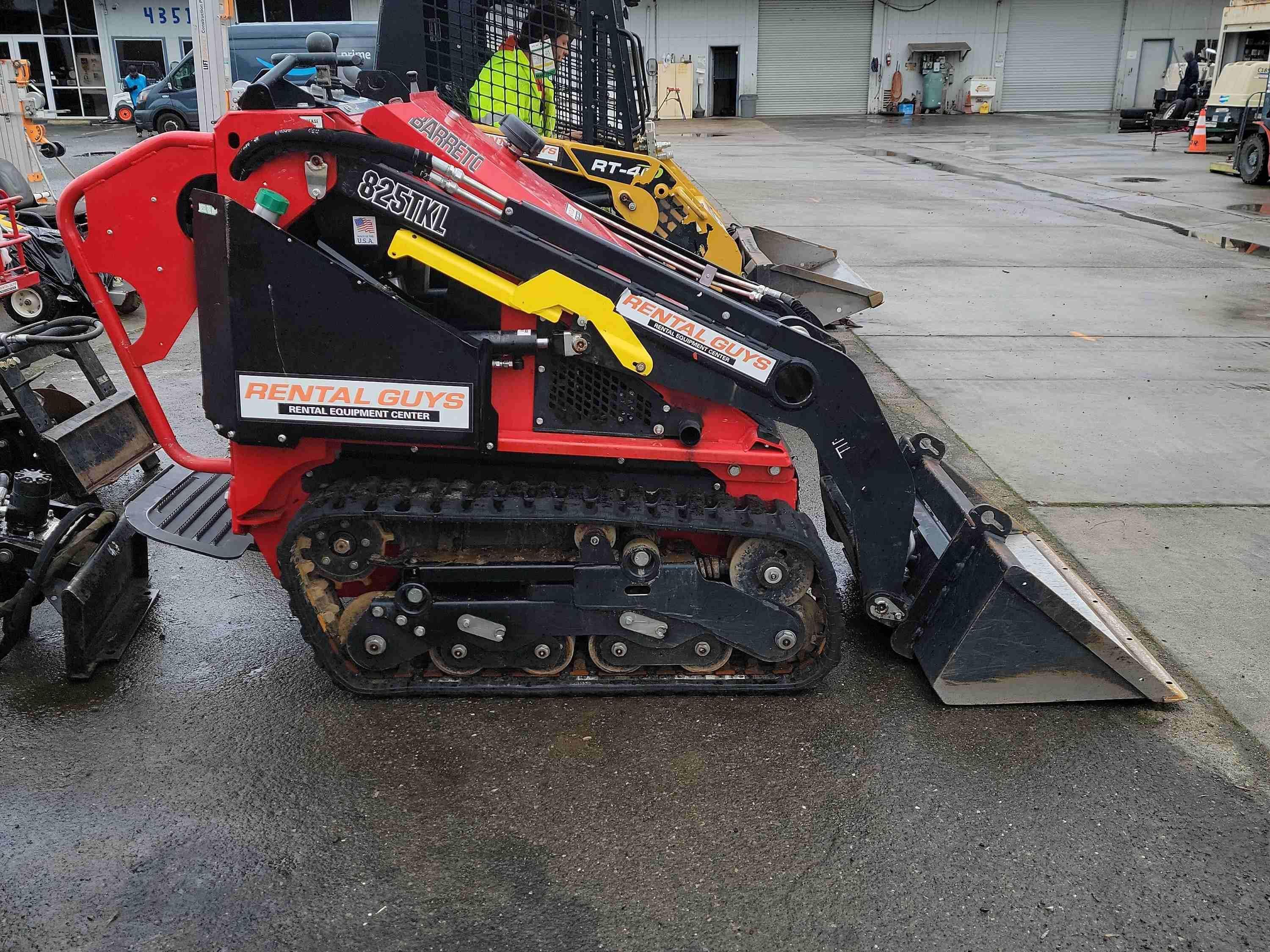 2023 Barreto 825TKL Equipment Image0