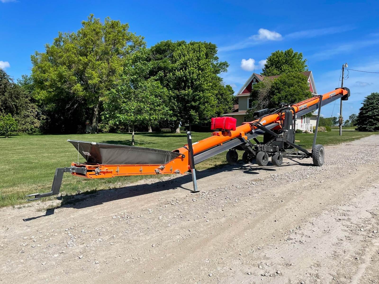 2024 Batco BCX3-1549 Equipment Image0