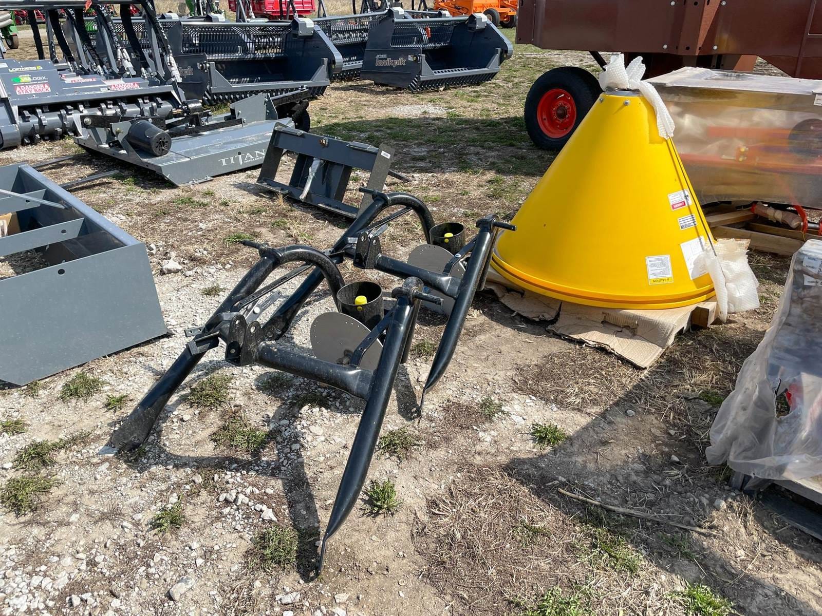 2024 BEFCO 206-221 Equipment Image0