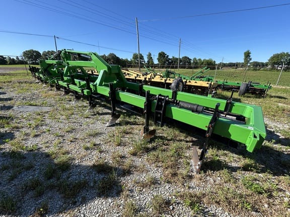 2023 Bigham Brothers HC40SF Equipment Image0