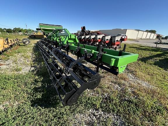Image of Bigham Brothers HC40SF equipment image 1