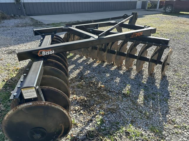 Image of Bison RIB2424 equipment image 3