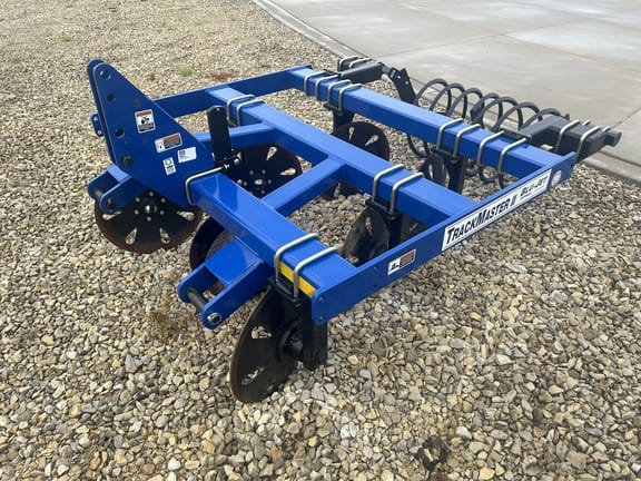 2023 Blu-Jet TrackMaster Equipment Image0