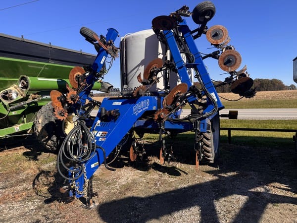 2023 Blu-Jet AT4615 Equipment Image0