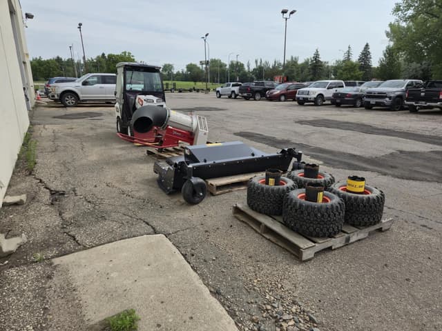 Image of Bobcat AT450 equipment image 2