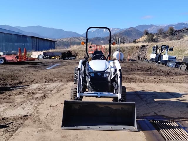 Image of Bobcat CT2025 equipment image 1