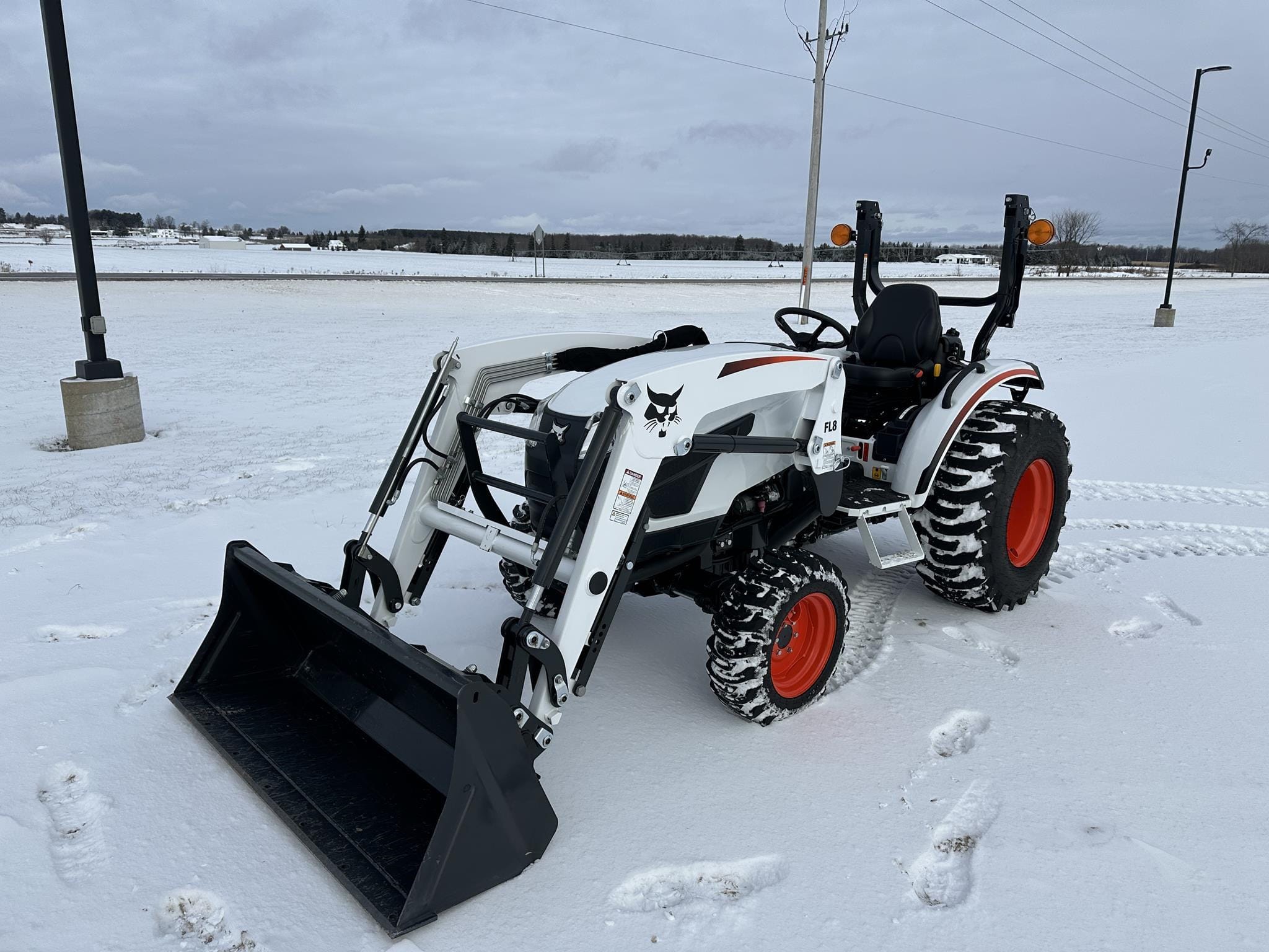 2023 Bobcat CT2040 Equipment Image0