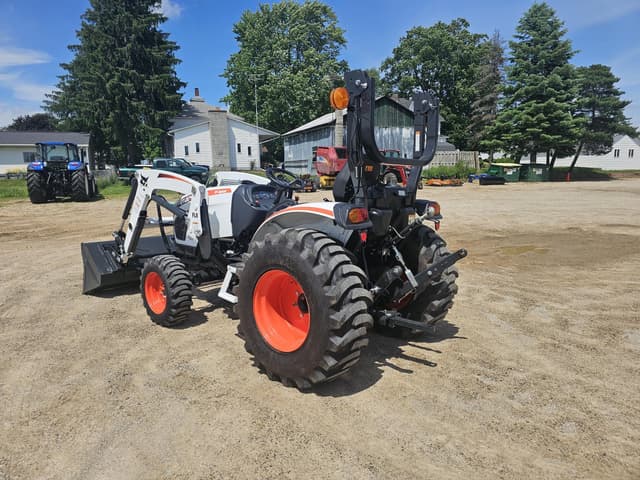 Image of Bobcat CT2040 equipment image 2