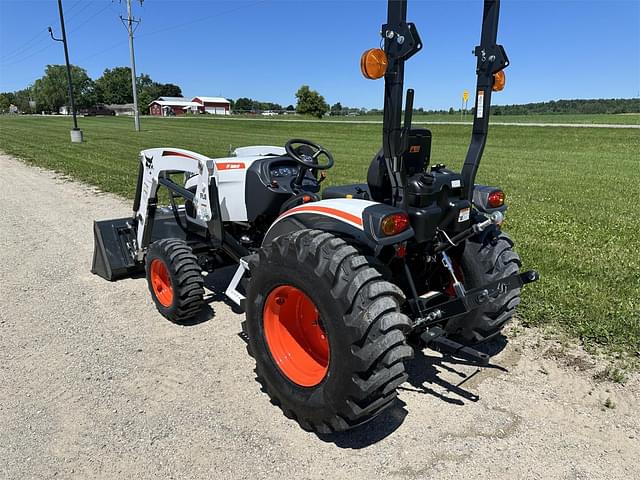 Image of Bobcat CT2040 equipment image 2