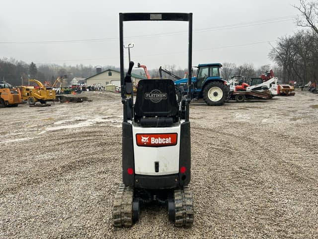 Image of Bobcat E10 equipment image 2