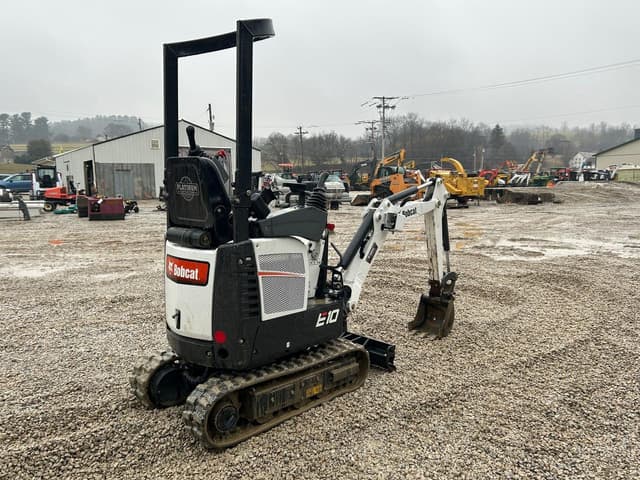 Image of Bobcat E10 equipment image 3