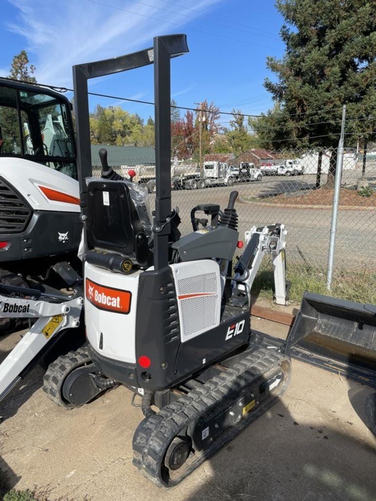 2023 Bobcat E10 Equipment Image0