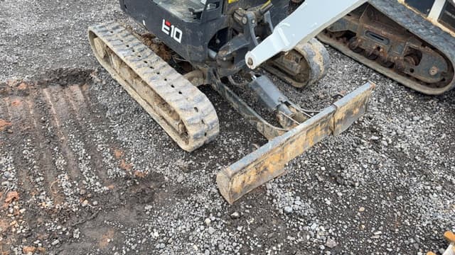 Image of Bobcat E10 equipment image 4