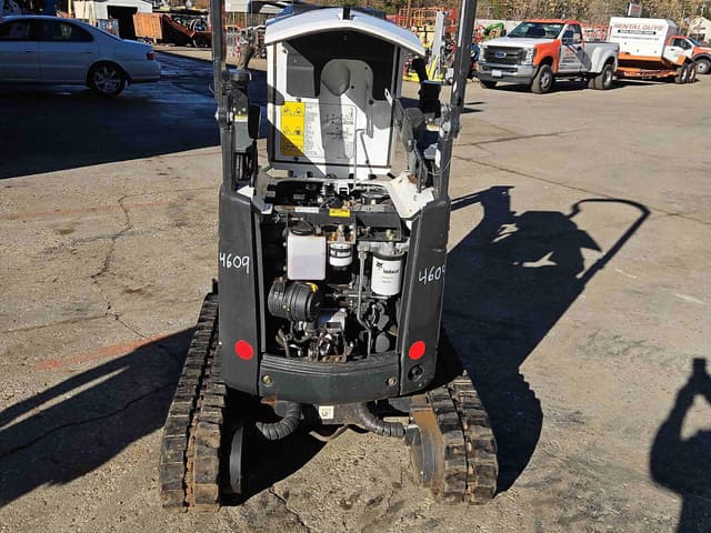 Image of Bobcat E10 equipment image 2