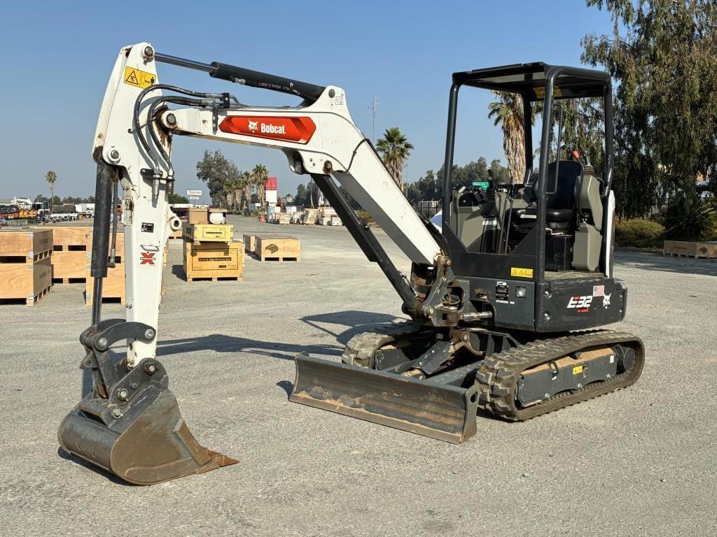 Image of Bobcat E32i Primary image