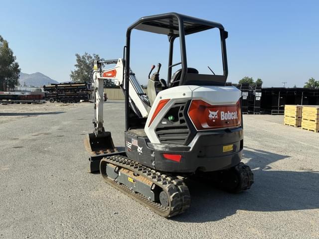 Image of Bobcat E32i equipment image 3