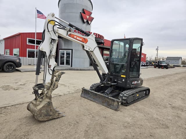 Image of Bobcat E35 equipment image 1