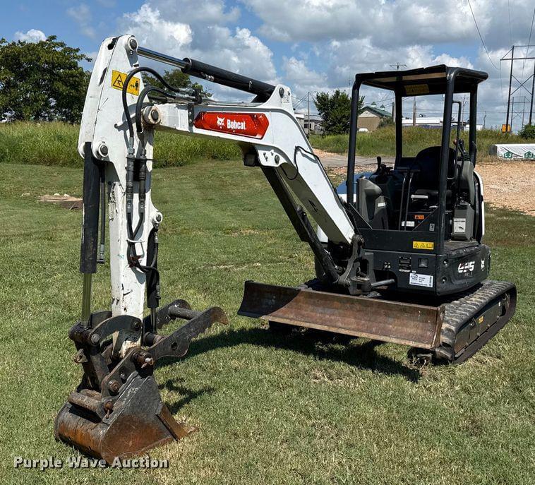 Image of Bobcat E35 Primary image