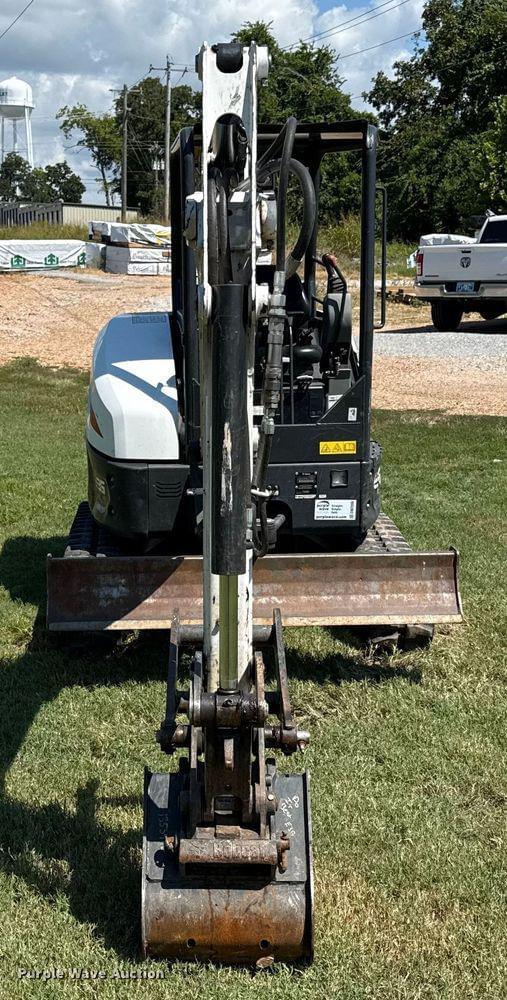 Image of Bobcat E35 equipment image 1