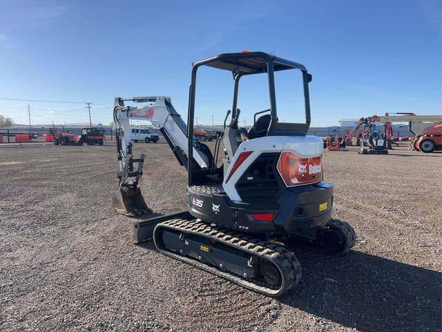Image of Bobcat E35 equipment image 3