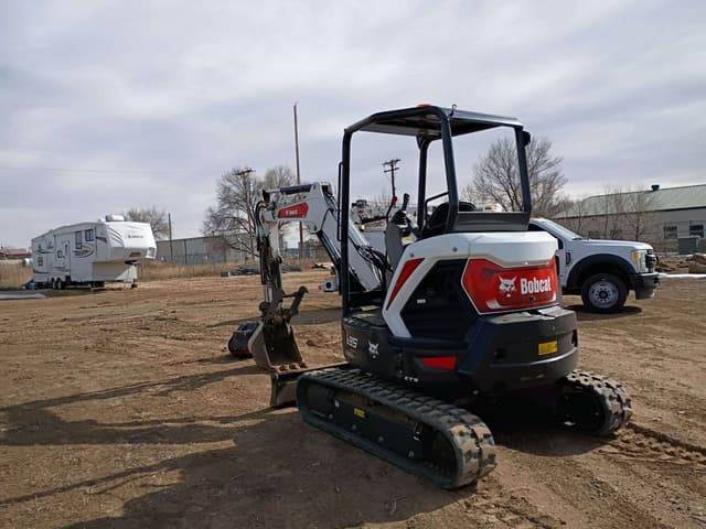 Image of Bobcat E35 equipment image 4