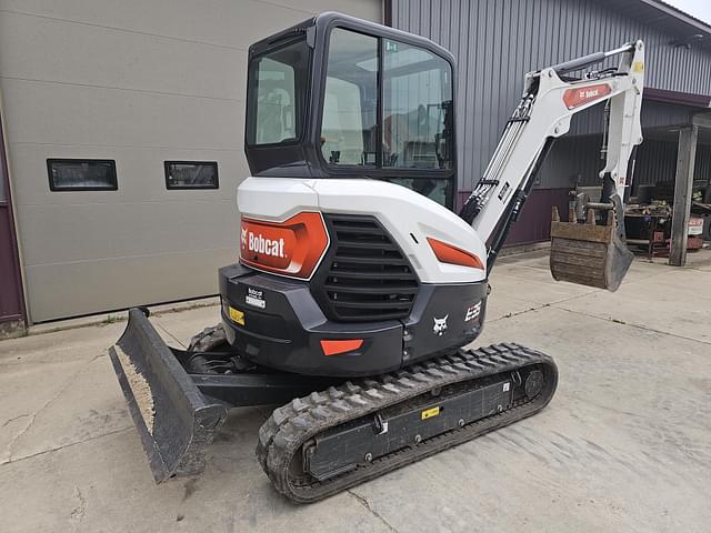 Image of Bobcat E35i equipment image 3