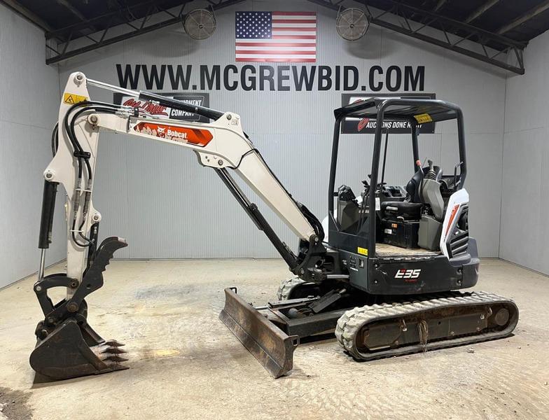 Image of Bobcat E35i Primary image
