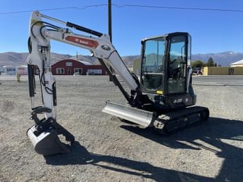 Main image Bobcat E35