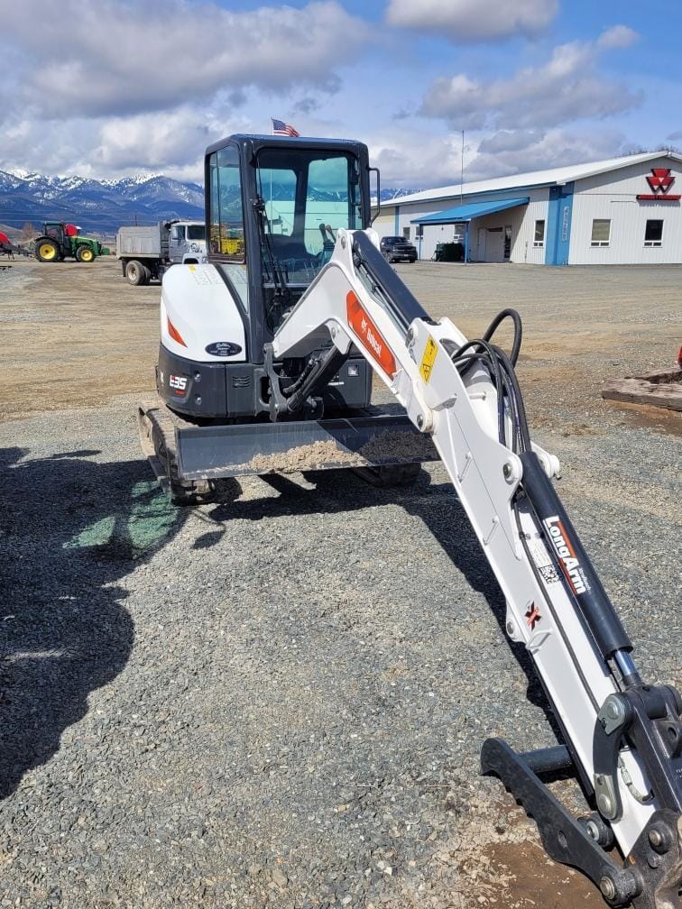 2023 Bobcat E35 Equipment Image0