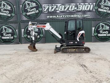 Main image Bobcat E35 R2