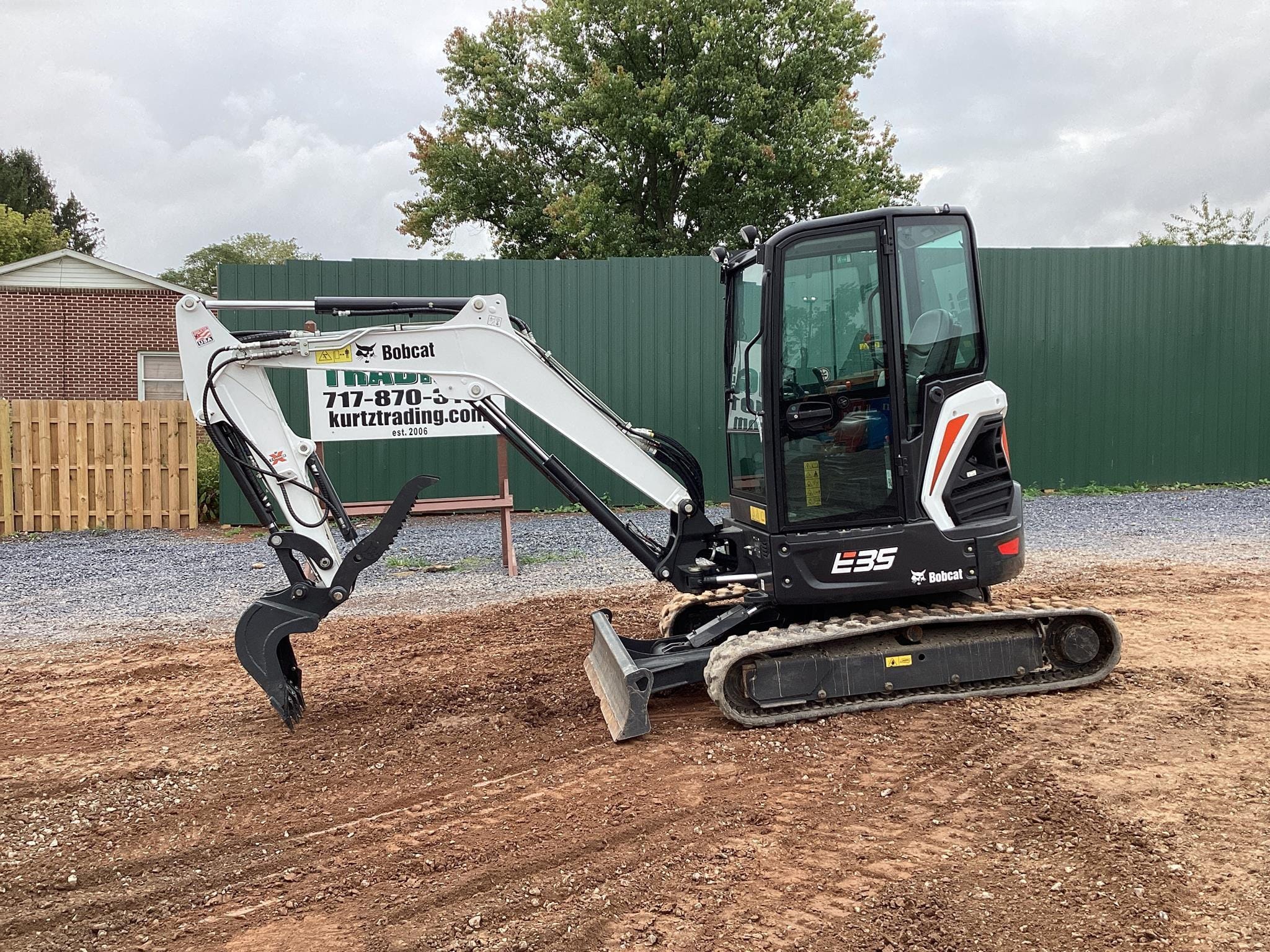 Main image Bobcat E35
