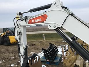 Main image Bobcat E42 10