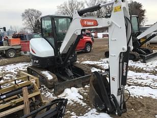 Main image Bobcat E42 4