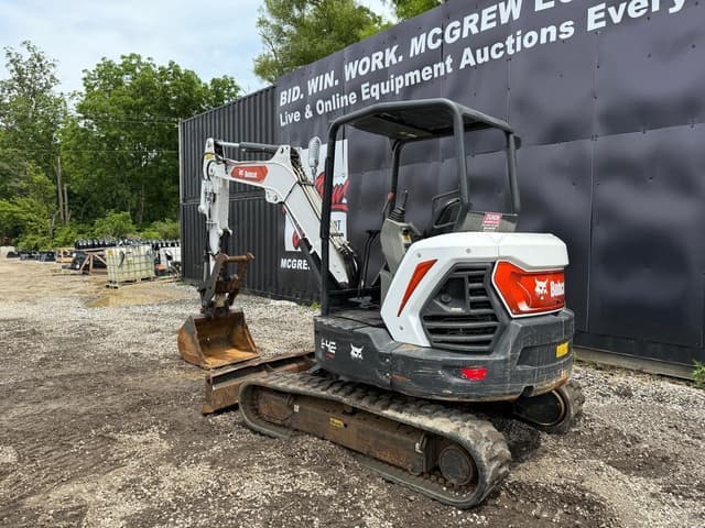 Image of Bobcat E42 equipment image 1